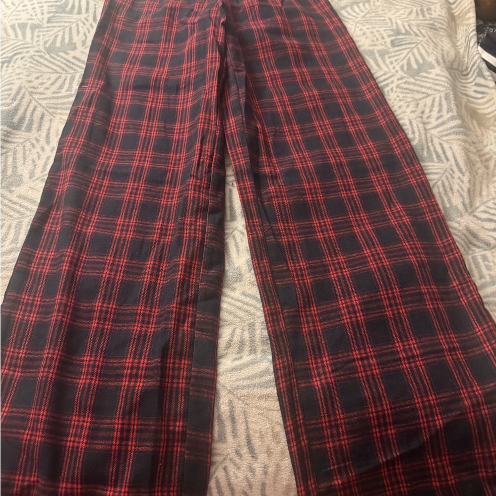 SHEIN Men's Plaid Pants in Red and Black